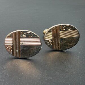 Vintage Oval Gold Tone Cufflinks Engraved Leaf Scroll Mid Century Formal Wedding